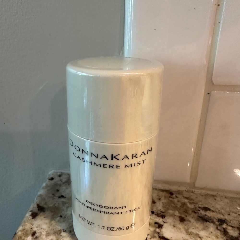 Donna Karan Cashmere Mist Deodorant